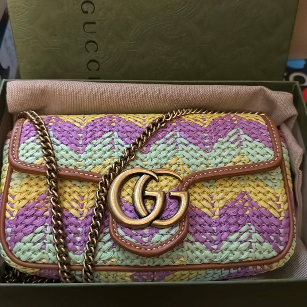 Gucci Marmont Super Mini Raffia